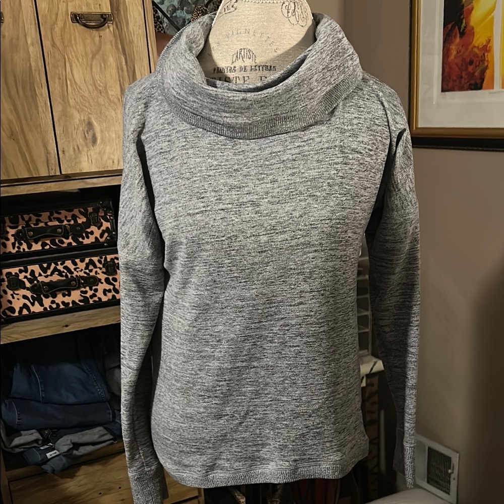 Gerry’s Gray Women's Turtleneck Sweater - Small